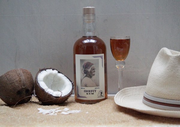 Coconut Rum 42%vol. rum van 100% melasse/rietsuiker